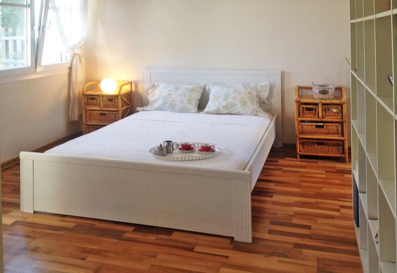 Lovely Apartm.Near Airport Kardiá Exterior foto