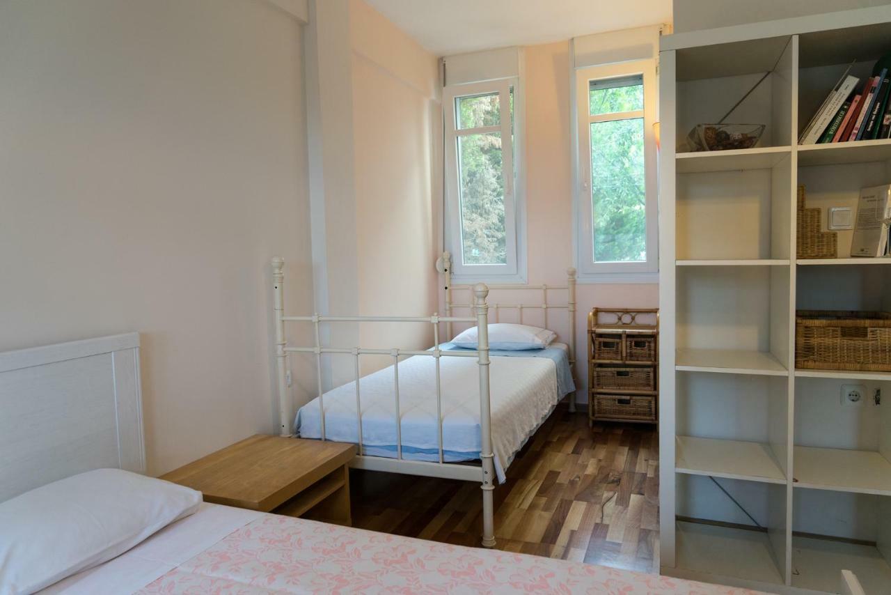 Lovely Apartm.Near Airport Kardiá Exterior foto